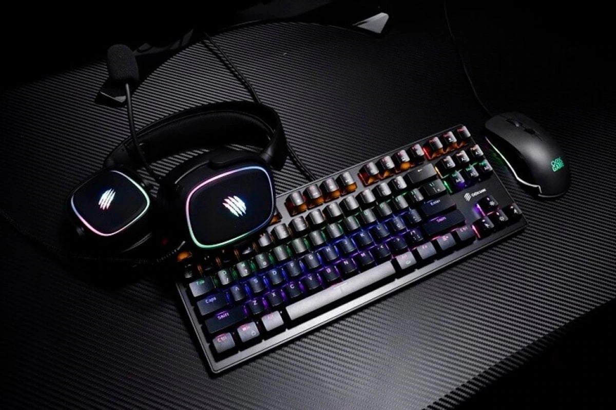 Kit Gamer Thunder Oex 4 em 1 Headset Multiplataforma, Teclado Rainbow, Mouse e Mousepad TM306 - Pret